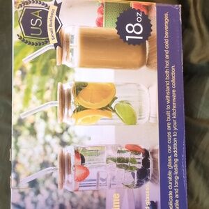 Brand New (4) Glass Drink Cups with Bamboo Lids & Coasters and Glass Straws,
